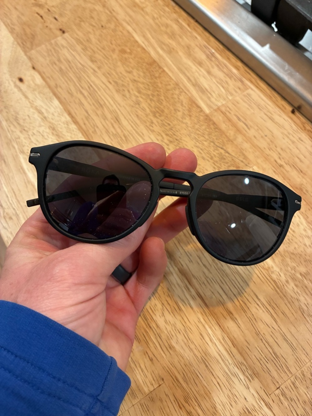ROKA OSLO ROUND SUNGLASSES BLACK Polorized 51-20-139